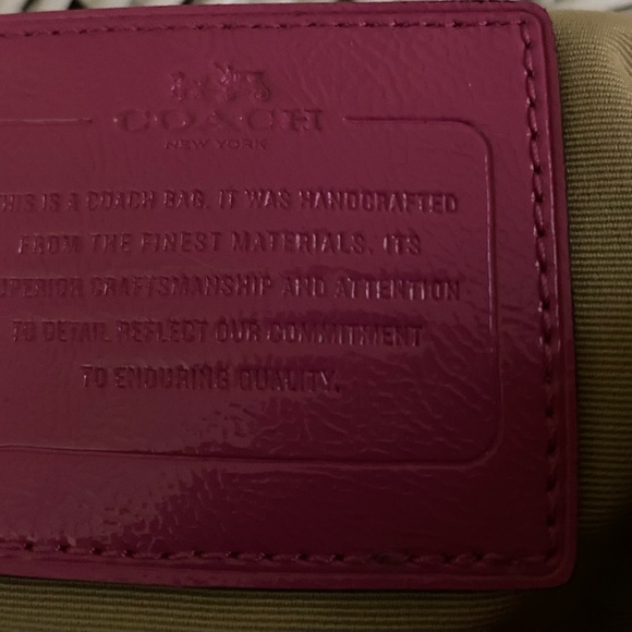 NWOTCoach zip top signature stripe tote canvas and patent leather - Picture 5 of 8